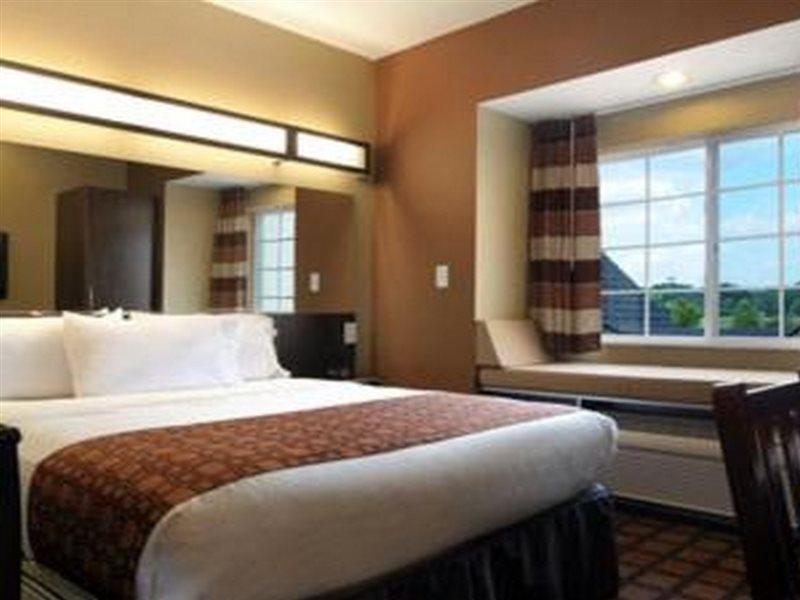 Microtel By Wyndham Perry National Fairground Area I-75 Екстериор снимка