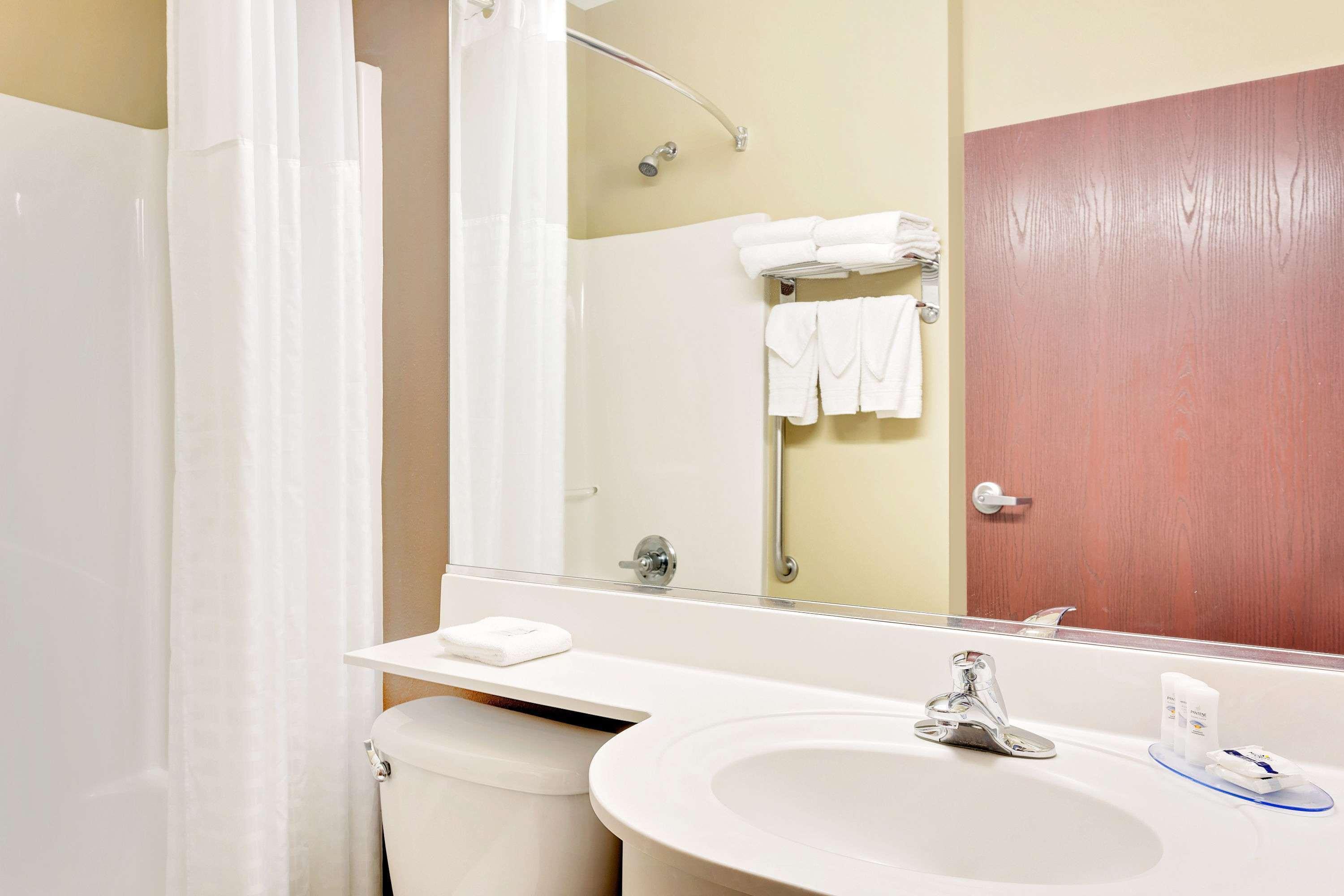 Microtel By Wyndham Perry National Fairground Area I-75 Екстериор снимка